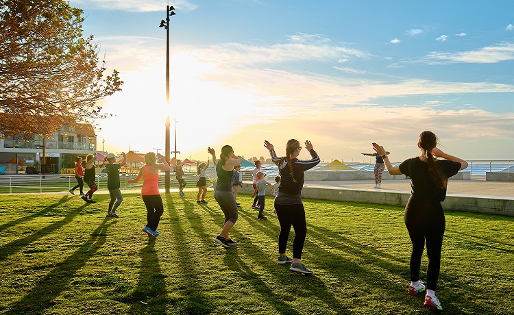 Outdoor-Zumba-class
